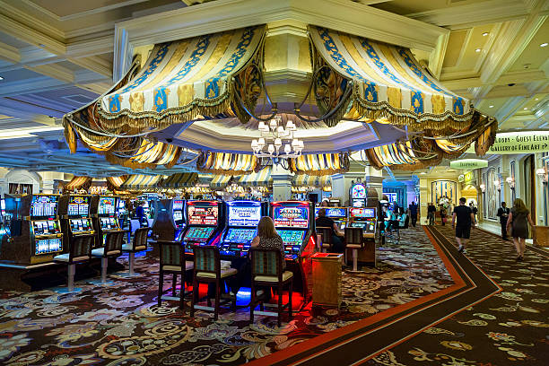 moli 77 payment options and gaming interface display